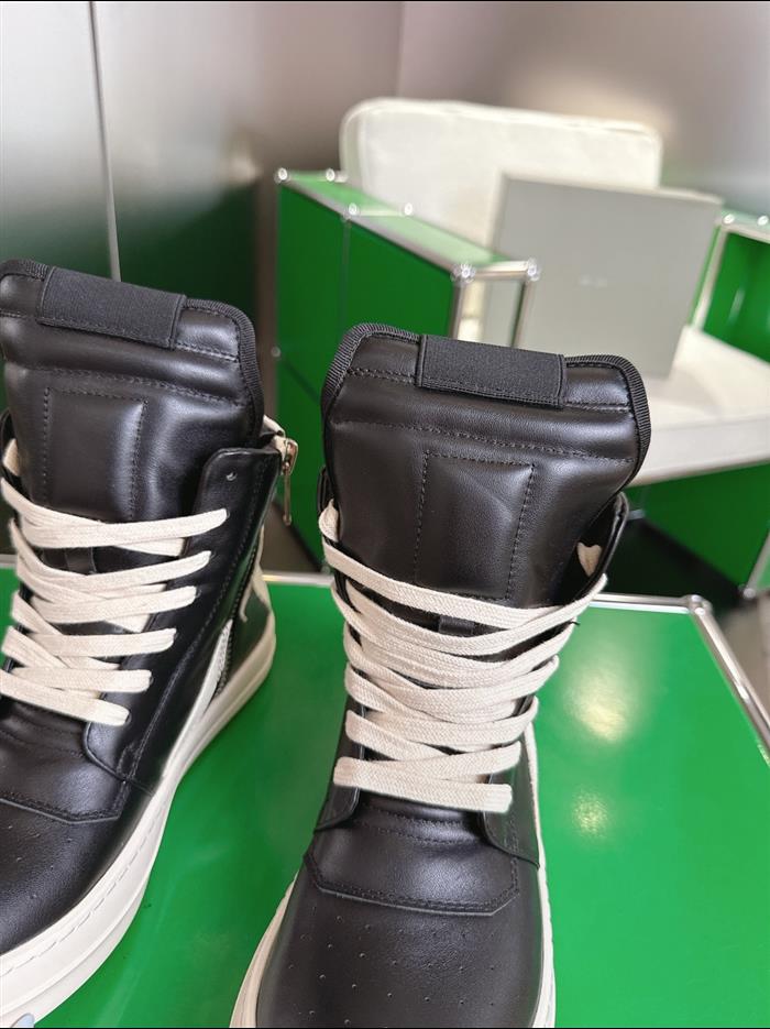 2025112817251650 330